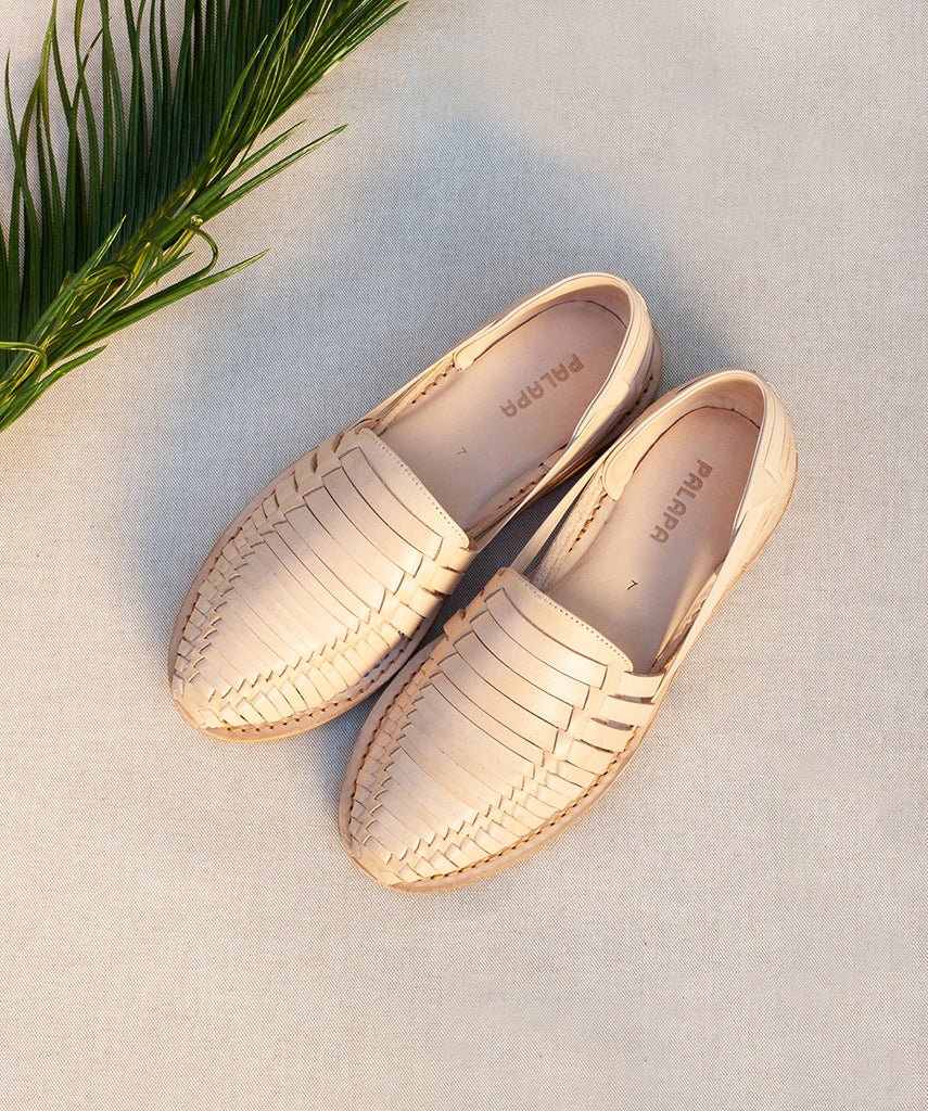 0 | Palapa Sandals: The Classic. At the Beach. Each pair is handmade in a female-lead ethical workshop. | Palapa
